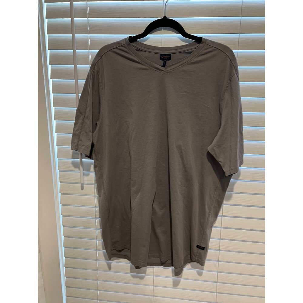 Good Man Brand Short Sleeve TShirt - Size‎ XXL